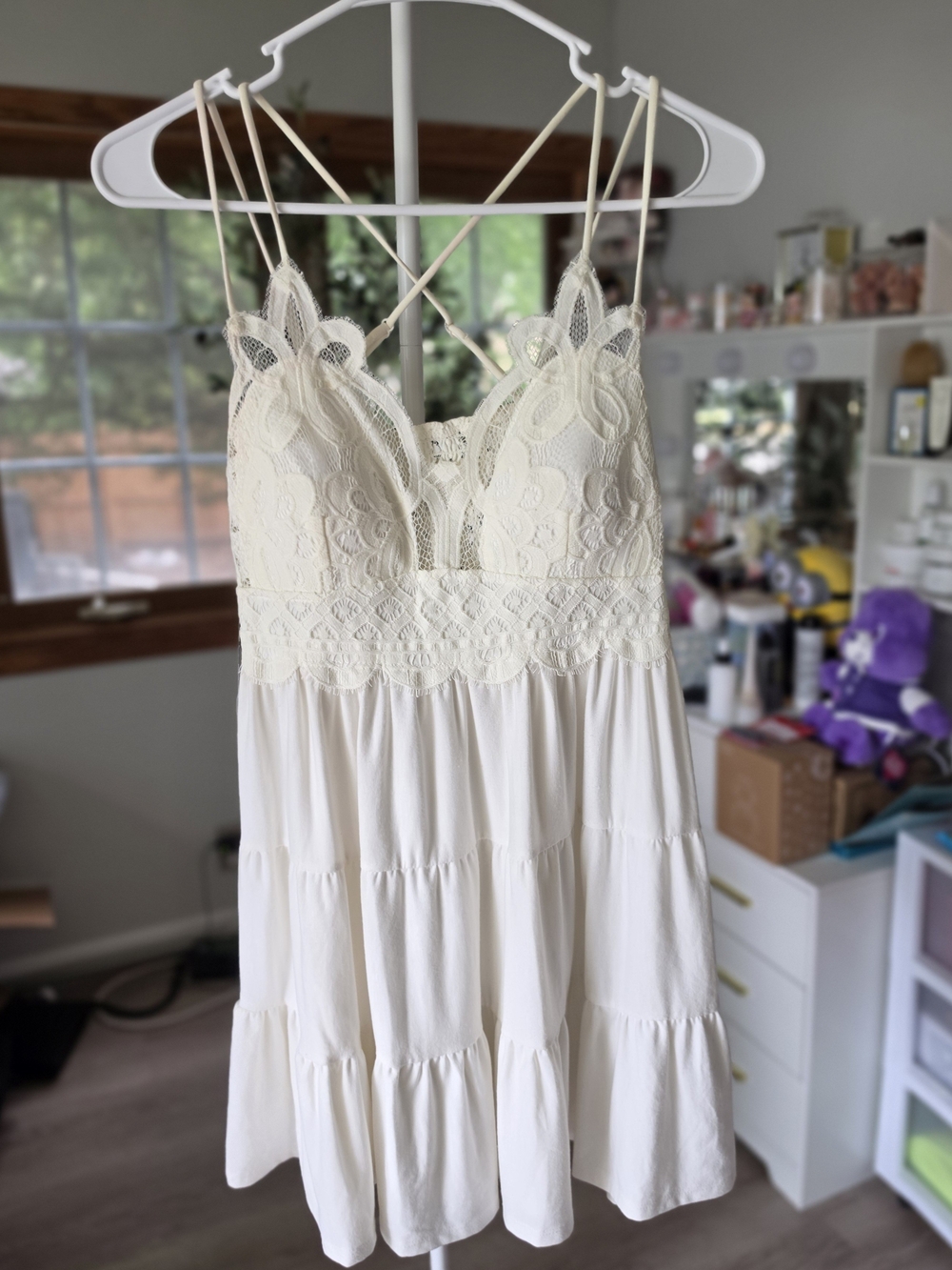 Lace-Trim Creamy White Dress/top